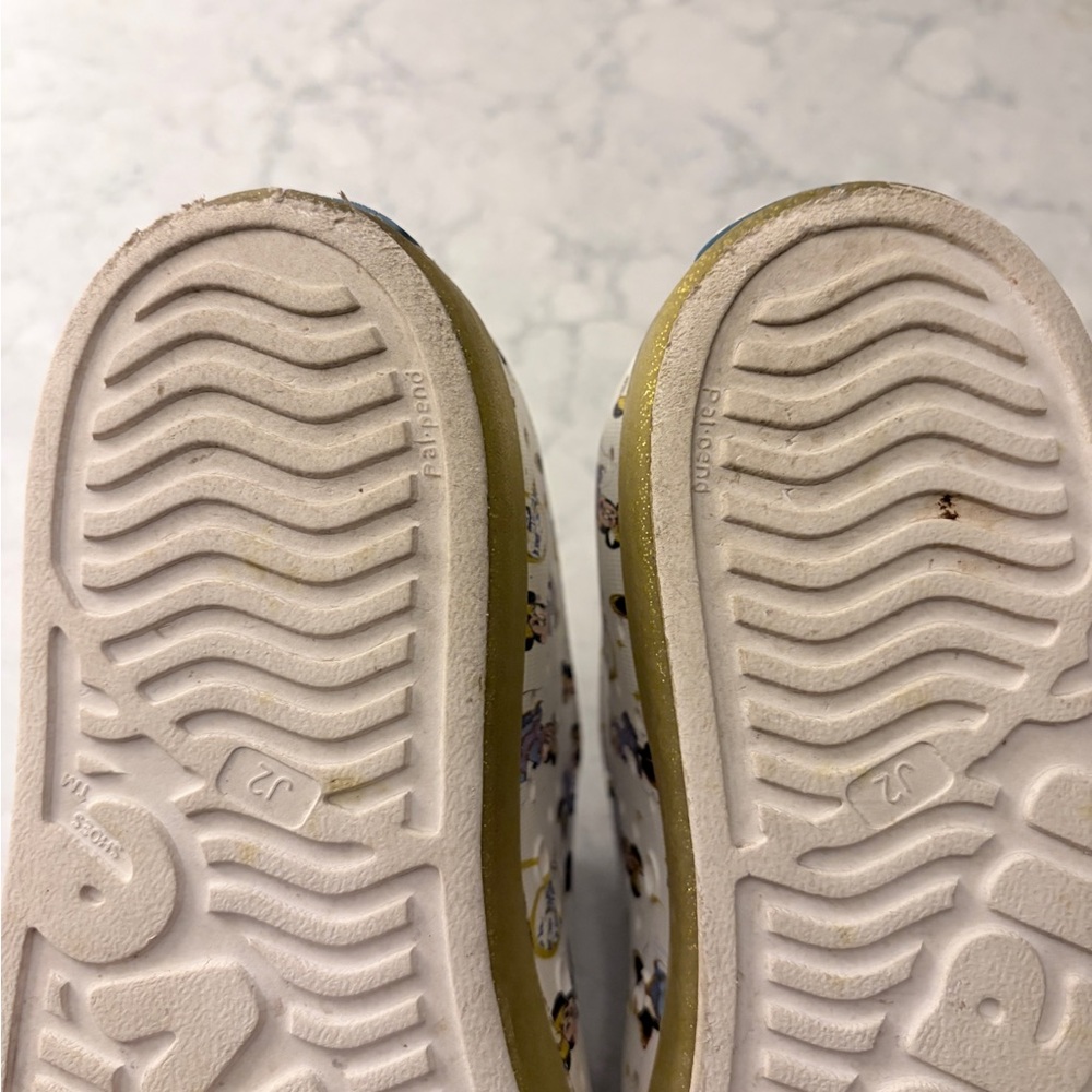 Native Kids Disney Gold and White Sneakers - Size J2 - Picture 8 of 8